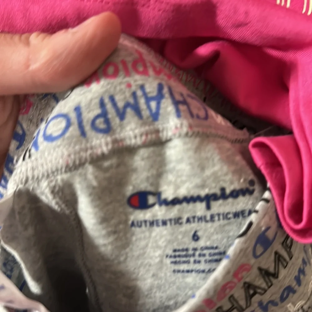 CHAMPION KIDS TWO PIECE OUTFIT: TEE/LEGGINGS: PINK/GRAY: NWT: SIZE 6